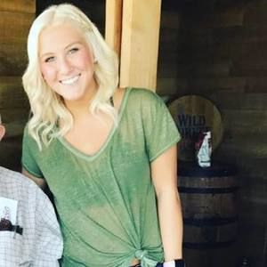 Meet your Posher, Joann